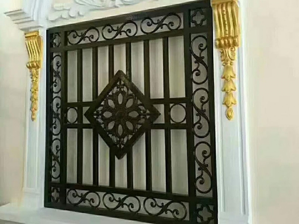 陽臺護(hù)欄