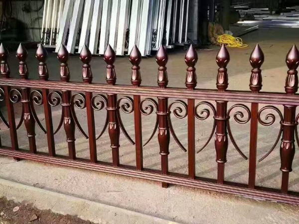 鋁藝護欄
